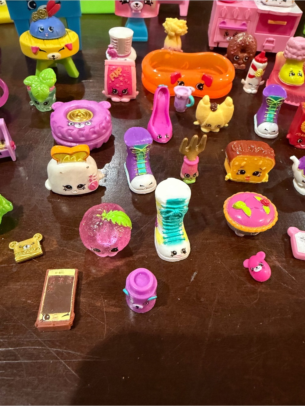 Lot of 82 Shopkins Figures Mixed Seasons Food Fashion Toys Miniatures - Picture 4 of 12
